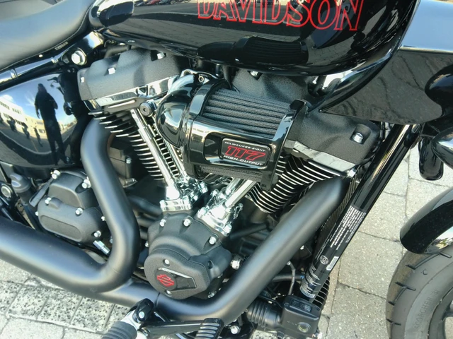 2026 Harley-Davidson, 10 km, dovoz Kanada — foto 4 z 5