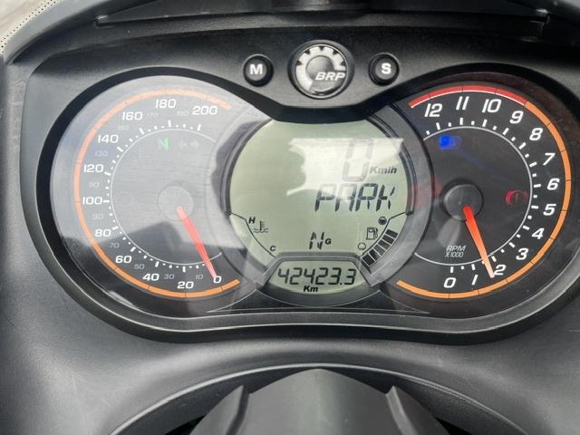 2012 Can-Am, 42 422 km, dovoz Kanada — foto 5 z 5