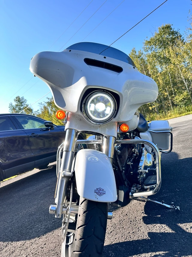 2017 Harley-Davidson, 46 889 km, dovoz Kanada — foto 5 z 5