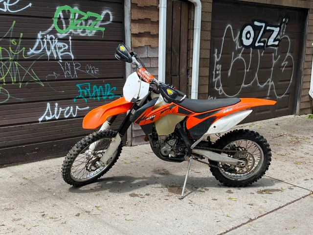 2013 KTM, dovoz Kanada — foto 2 z 5