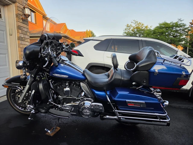 2010 Harley-Davidson, 75 898 km, dovoz Kanada — foto 3 z 5
