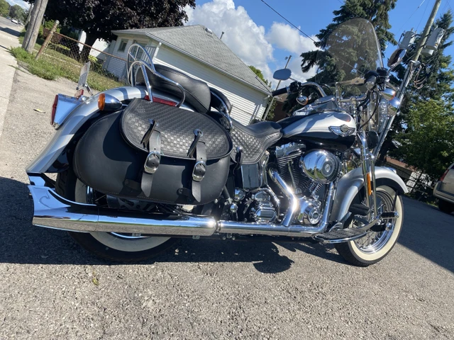 2003 Harley-Davidson, 21 500 km, dovoz Kanada — foto 2 z 5