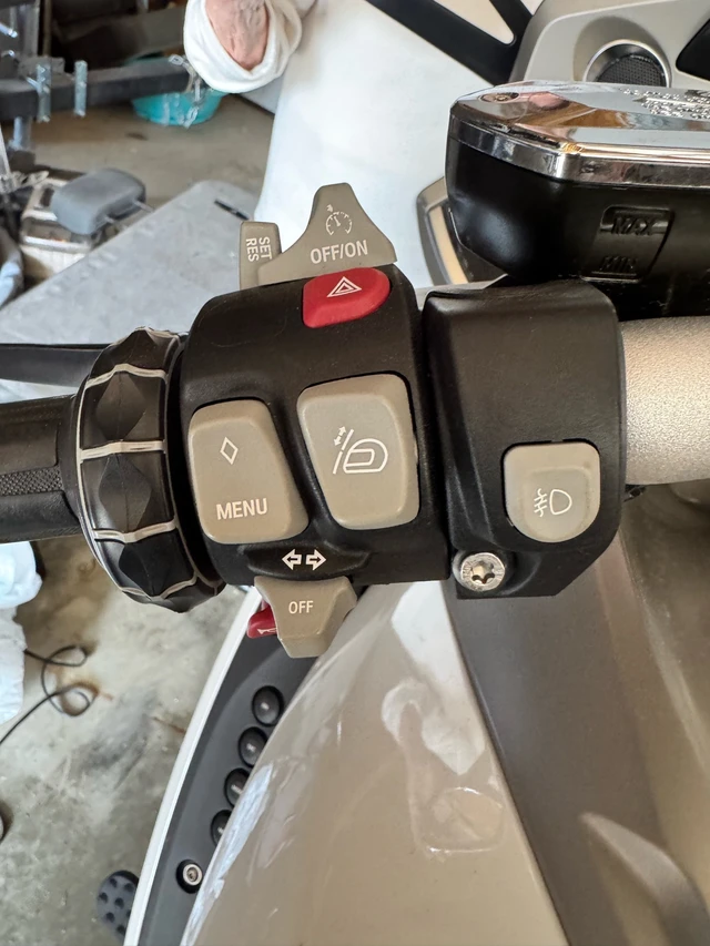 2015 BMW, 60 300 km, dovoz Kanada — foto 5 z 5