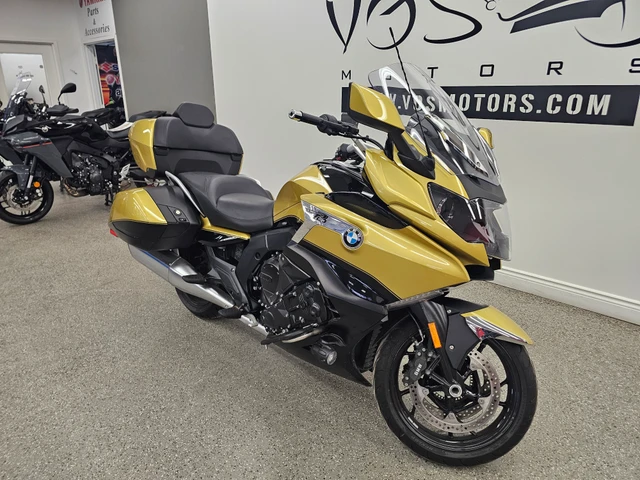 2018 BMW, 15 757 km, dovoz Kanada — foto 2 z 5