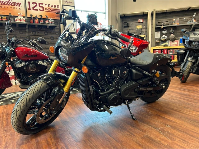 2026 Indian, dovoz Kanada — foto 2 z 2