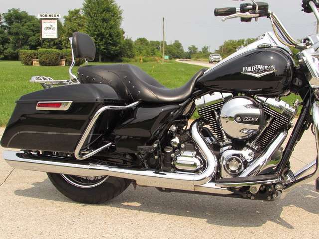 2014 Harley-Davidson, 80 500 km, dovoz Kanada — foto 5 z 5
