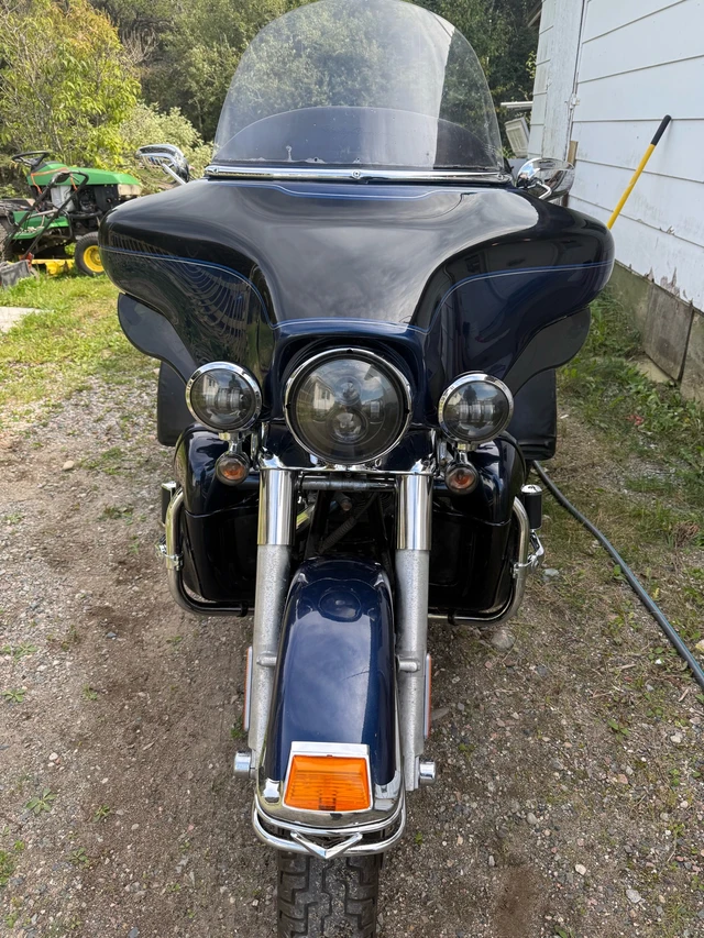 2012 Harley-Davidson, 33 810 km, dovoz Kanada — foto 2 z 5