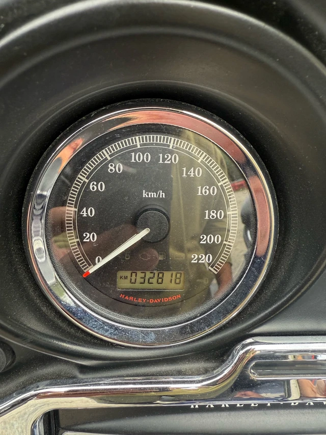 2012 Harley-Davidson, 33 810 km, dovoz Kanada — foto 3 z 5