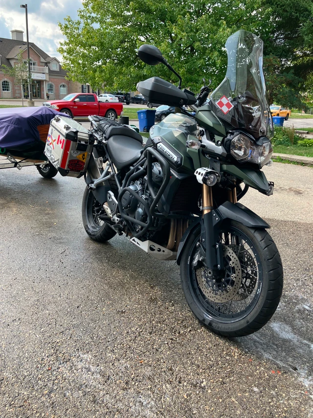 2014 Triumph, 76 300 km, dovoz Kanada — foto 4 z 5