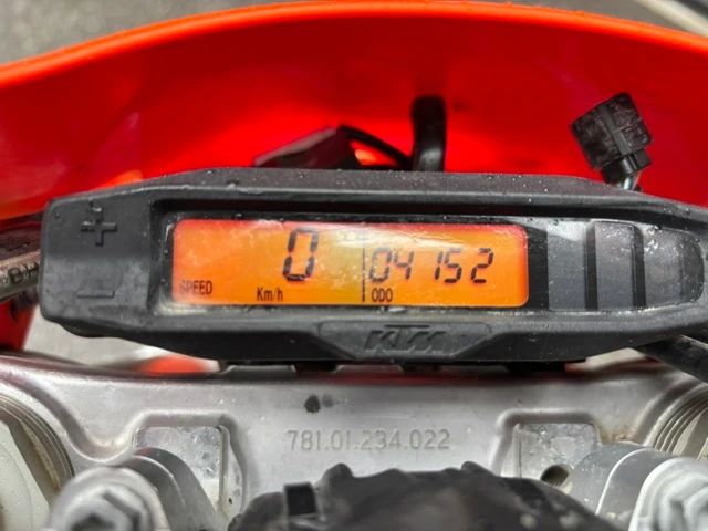 2023 KTM, 4 200 km, dovoz Kanada — foto 4 z 5