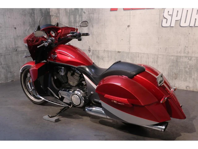 2015 Victory, 110 605 km, dovoz Kanada — foto 4 z 5