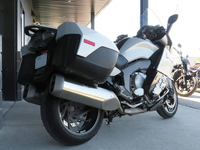 2013 BMW, 55 305 km, dovoz Kanada — foto 5 z 5