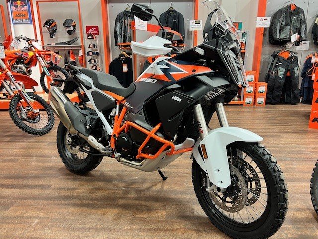 2026 KTM, 390 km, dovoz Kanada — foto 2 z 5