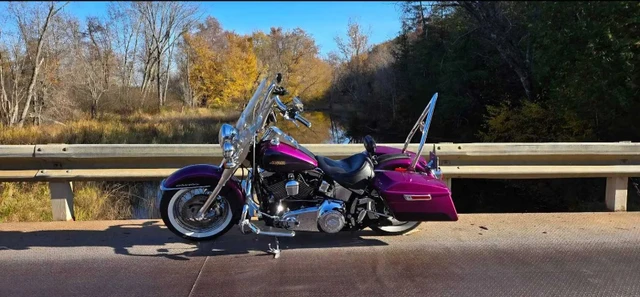 2016 Harley-Davidson, 80 000 km, dovoz Kanada — foto 4 z 5