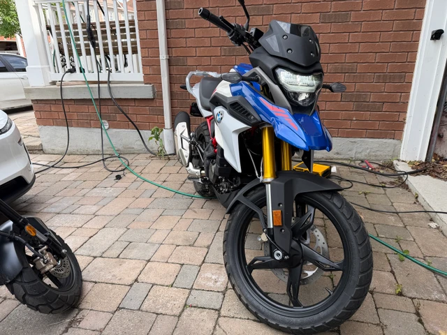 2024 BMW, 67 km, dovoz Kanada — foto 3 z 5