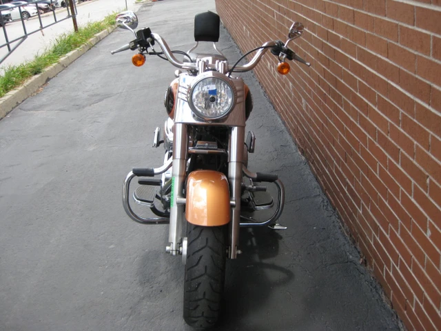 2008 Harley-Davidson, 49 304 km, dovoz Kanada — foto 4 z 5