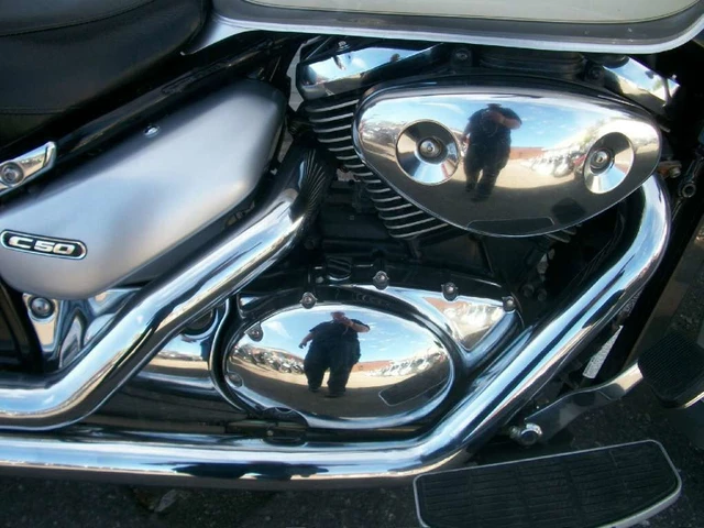 2007 Suzuki, 42 008 km, dovoz Kanada — foto 2 z 5