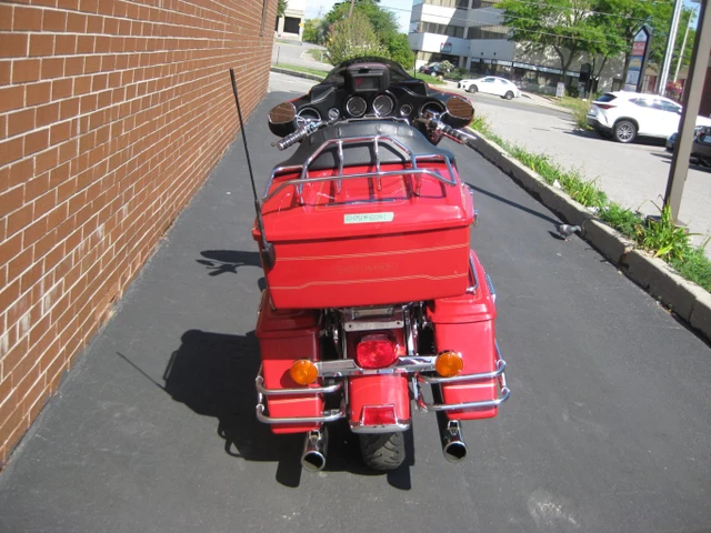 2005 Harley-Davidson, 71 915 km, dovoz Kanada — foto 4 z 5