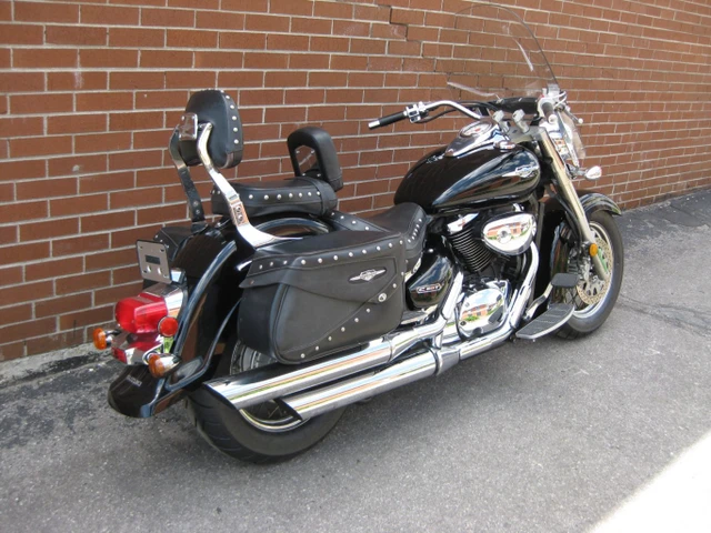 2005 Suzuki, 49 356 km, dovoz Kanada — foto 3 z 5