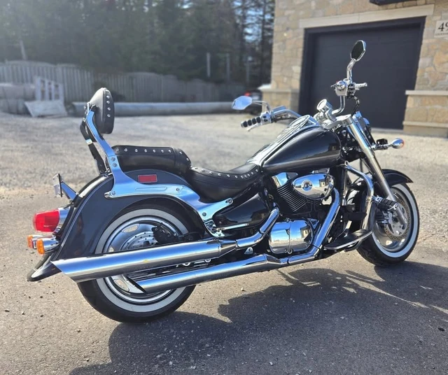 2009 Suzuki, 80 500 km, dovoz Kanada — foto 5 z 5