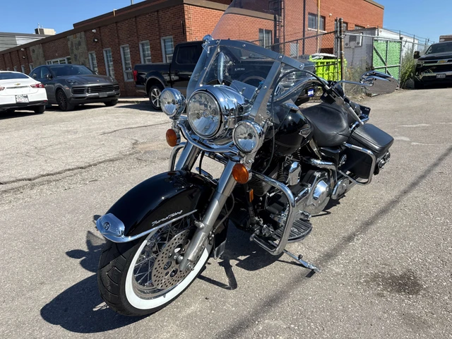 2007 Harley-Davidson, 30 693 km, dovoz Kanada — foto 3 z 5