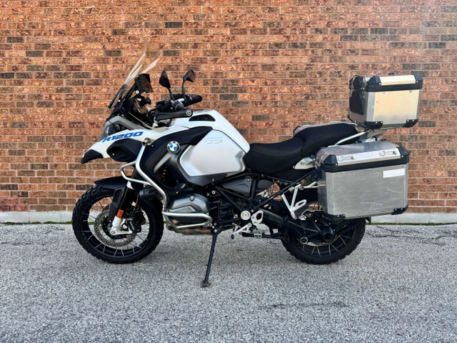 2014 BMW, 39 900 km, dovoz Kanada — foto 2 z 5
