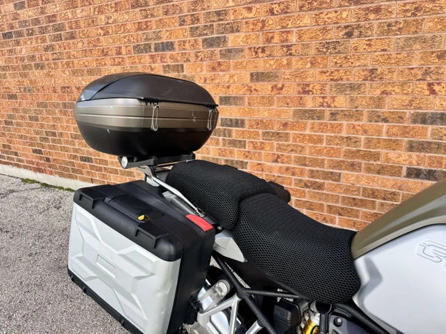 2014 BMW, 64 500 km, dovoz Kanada — foto 4 z 5