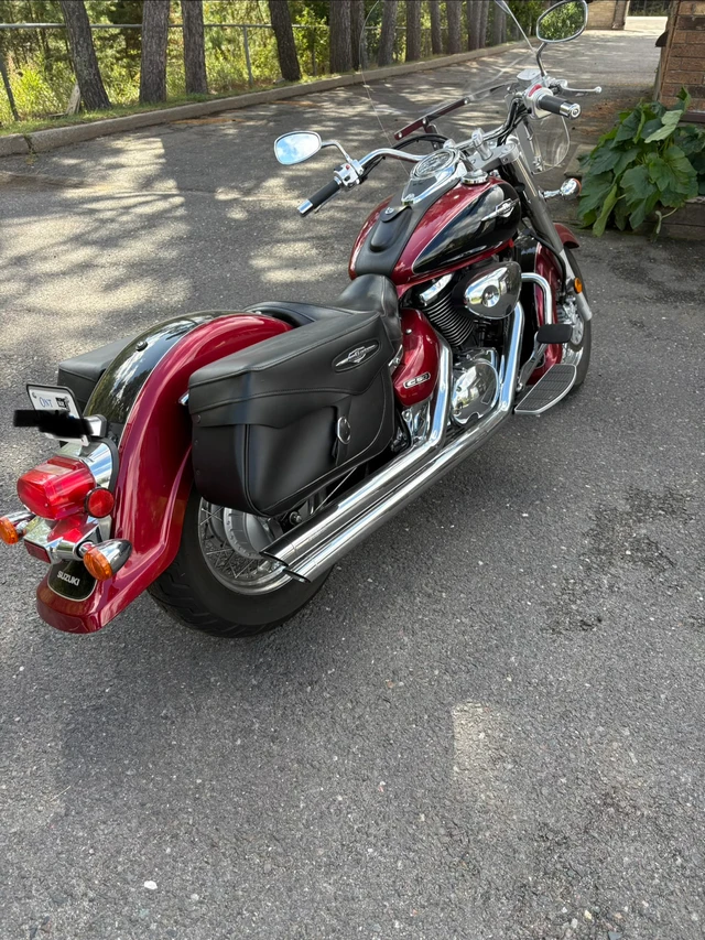 2007 Suzuki, 1 117 km, dovoz Kanada — foto 2 z 5