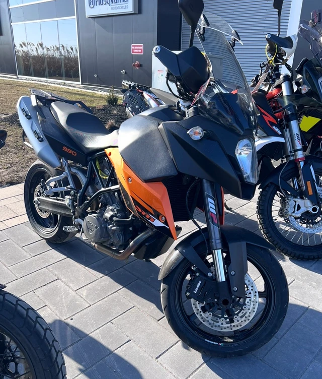2010 KTM, 30 000 km, dovoz Kanada — foto 2 z 5