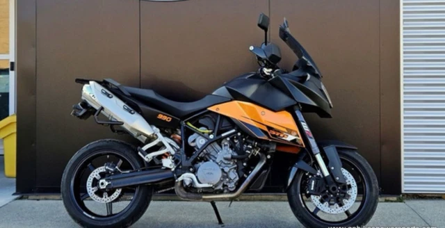 2010 KTM, 30 000 km, dovoz Kanada — foto 3 z 5