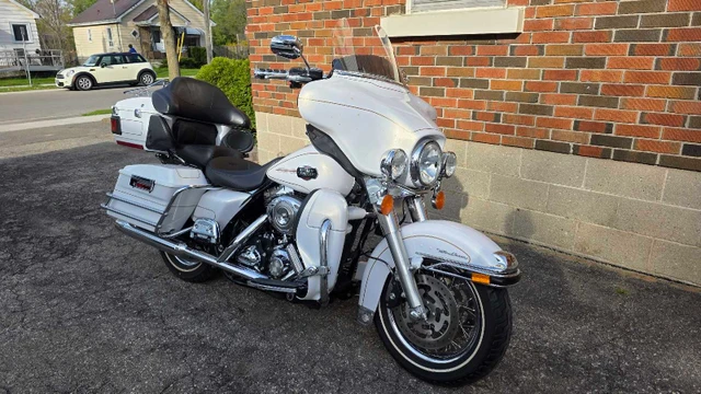 2008 Harley-Davidson, 50 500 km, dovoz Kanada — foto 3 z 5