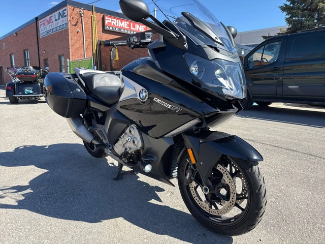 2019 BMW, 34 303 km, dovoz Kanada — foto 4 z 5