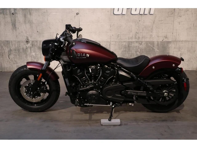 2026 Indian, dovoz Kanada — foto 3 z 5
