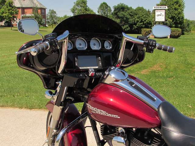 2016 Harley-Davidson, 36 000 km, dovoz Kanada — foto 3 z 5