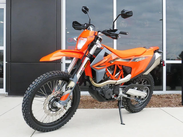 2024 KTM, 1 km, dovoz Kanada — foto 2 z 5