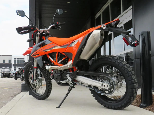 2024 KTM, 1 km, dovoz Kanada — foto 5 z 5
