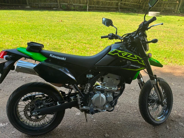 2022, 3 200 km, dovoz Kanada — foto 1 z 5 2022, 3 200 km, dovoz Kanada — foto 1 z 5