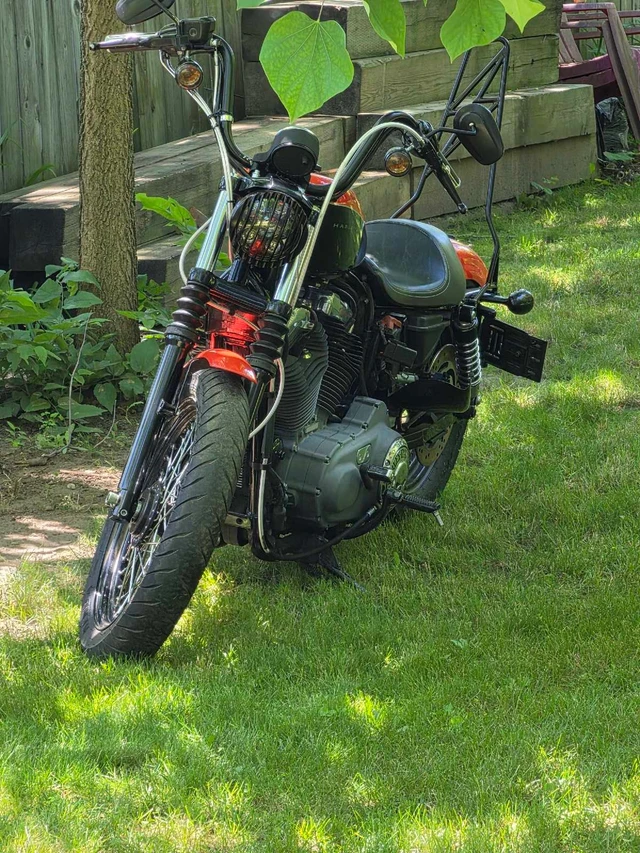2008 Harley-Davidson, oranžová, 38 888 km, dovoz Kanada — foto 2 z 5