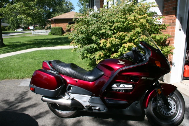 2000 Honda, 32 000 km, dovoz Kanada — foto 2 z 5