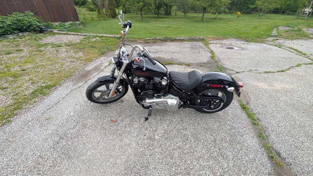 2023 Harley-Davidson, 2 000 km, dovoz Kanada — foto 2 z 5