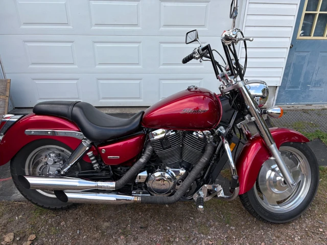 2004 Honda, 23 500 km, dovoz Kanada — foto 4 z 5