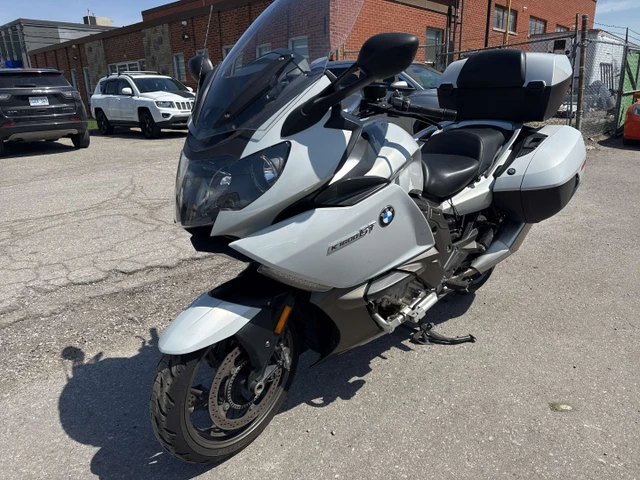 2012 BMW, 115 652 km, dovoz Kanada — foto 3 z 5