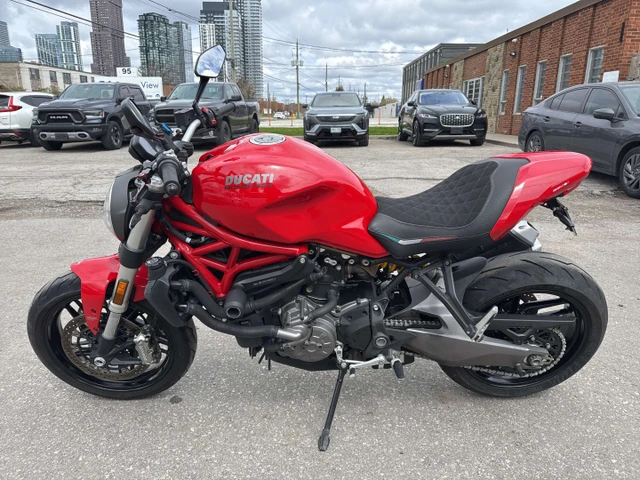 2019 Ducati, 23 261 km, dovoz Kanada — foto 2 z 5