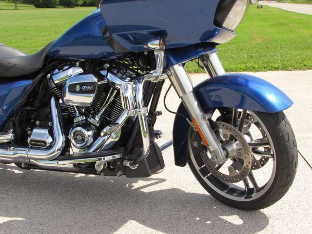 2017 Harley-Davidson, 25 500 km, dovoz Kanada — foto 5 z 5