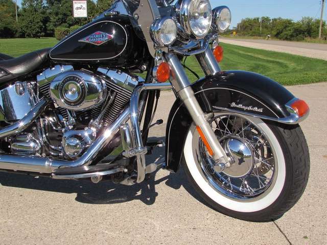 2012 Harley-Davidson, 25 700 km, dovoz Kanada — foto 5 z 5
