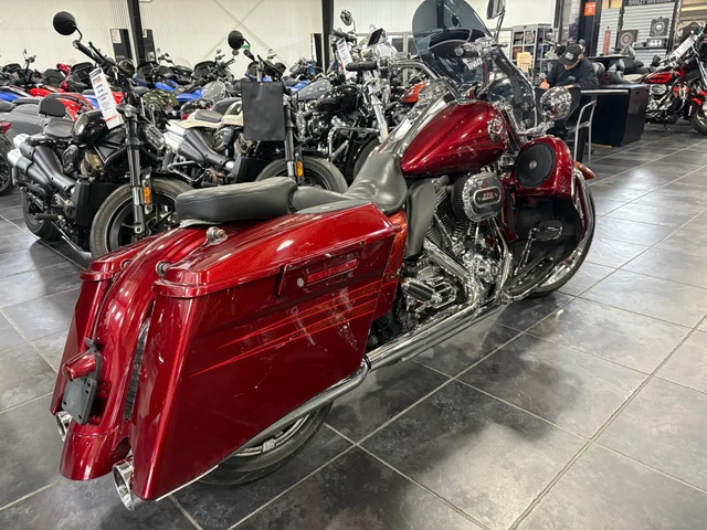 2013 Harley-Davidson, 59 599 km, dovoz Kanada — foto 4 z 5