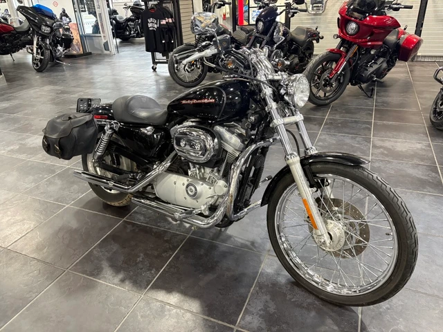 2004 Harley-Davidson, 42 378 km, dovoz Kanada — foto 2 z 5