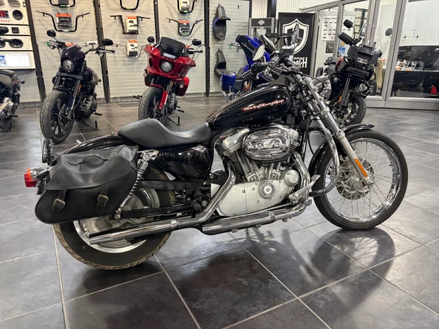 2004 Harley-Davidson, 42 378 km, dovoz Kanada — foto 4 z 5