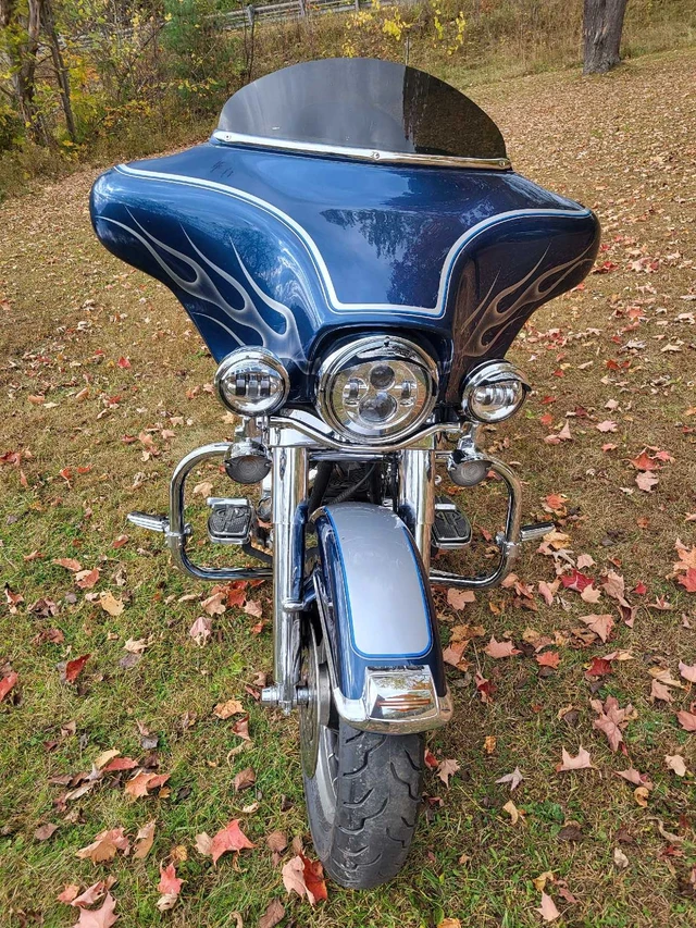 2002 Harley-Davidson, 195 000 km, dovoz Kanada — foto 2 z 5