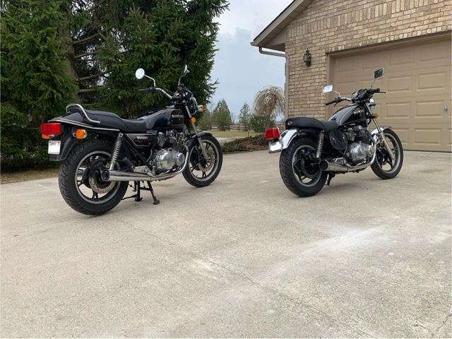 1982 Suzuki, 25 769 km, dovoz Kanada — foto 5 z 5